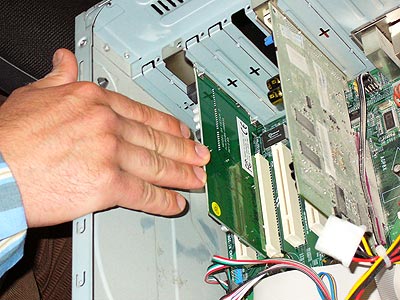  Установка DVB-карты в PCI-слот 